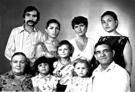 Семья Дубининых. 1984